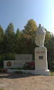Памятник Советским Воинам