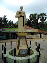 Father Thanninayagam Statue