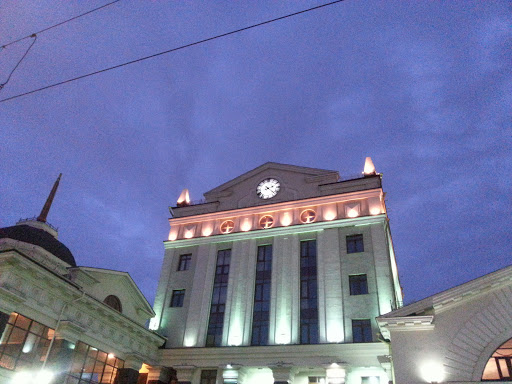 Часы на жд вокзале