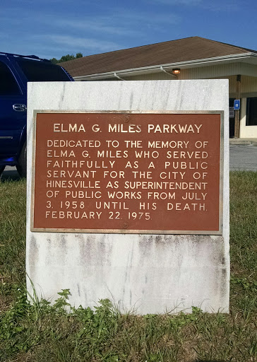 Elma G Miles Parkway