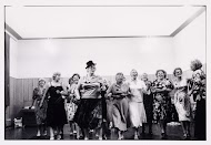 VIDO vrouwen vieren feest in buurtcentrum de Pijp, Amsterdam