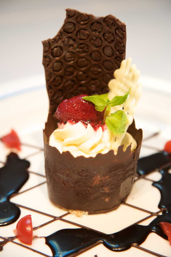 Star-Clippers-chocolate-dessert - Live a little with a chocolate dessert after a day of explorations on your Star Clippers voyage. 